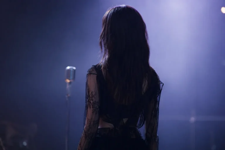 Yuju First Love Comeback First Love Is A Curse darker dreamier mood stage concept