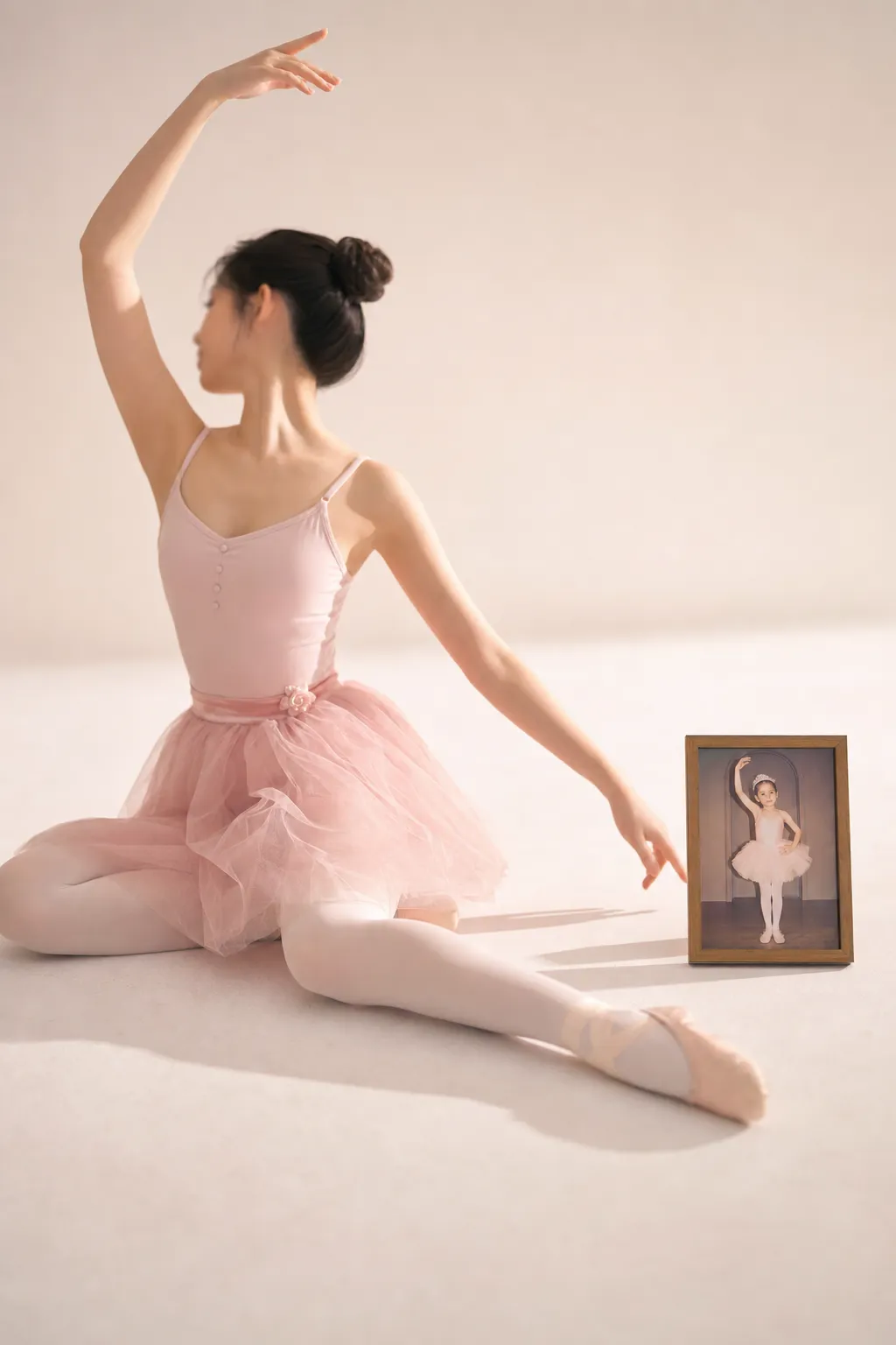 Wonyoung Ballet Photo Shows IVE Member Recreating Childhood Pose for Children’s Day