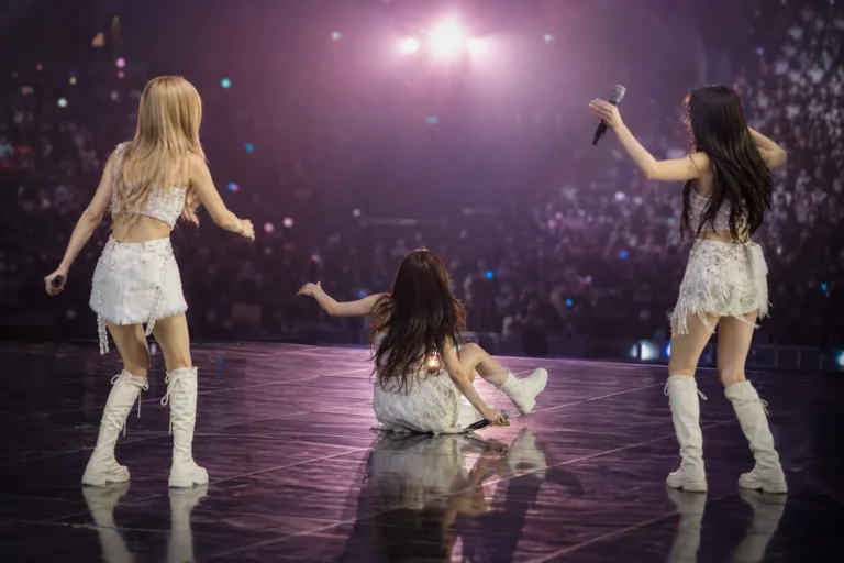 TWICE’s Momo Berlin Concert Faceplant Becomes a Lighthearted Tour Moment stage concept