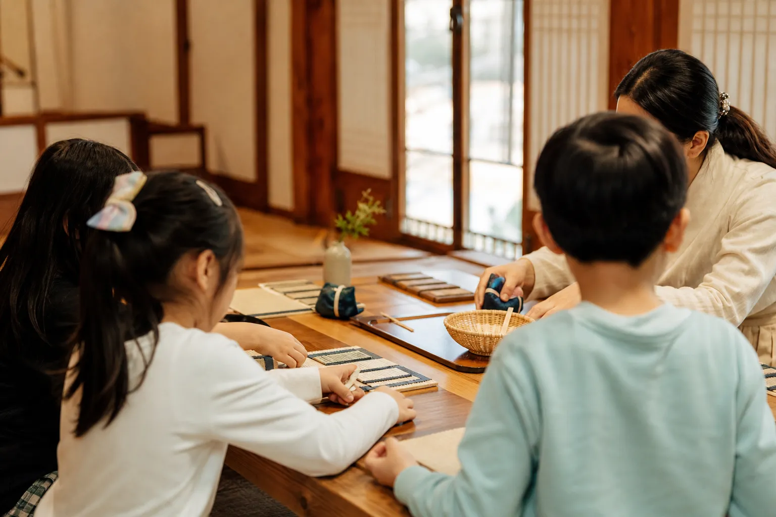 Bukchon Culture Center children’s hanok interpretation program Seoul guide concept