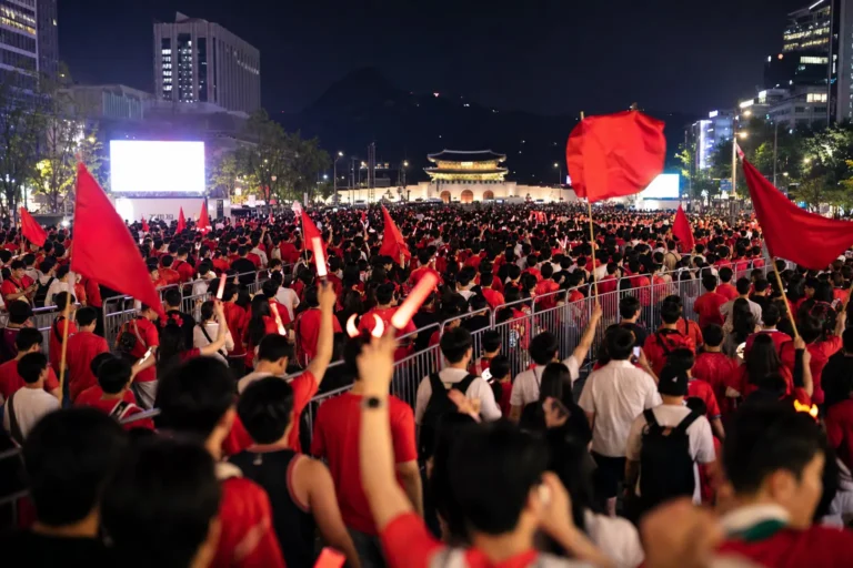 Gwanghwamun Cheering for Czech Republic Match Draws Up to 18,000 After Korea’s 2-1 Win stage concept