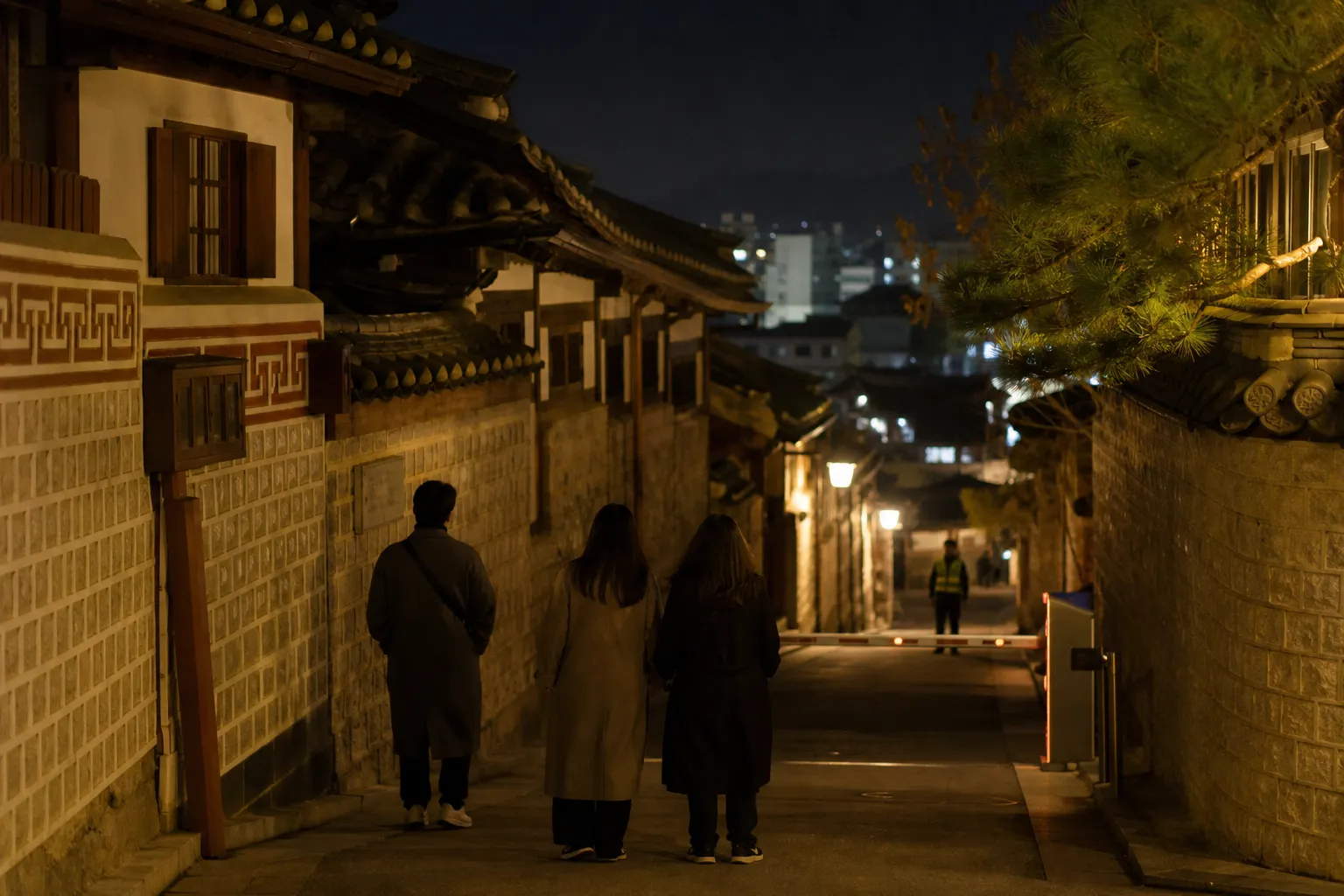Bukchon Night Access Restrictions before a Bukchon night walk in Seoul