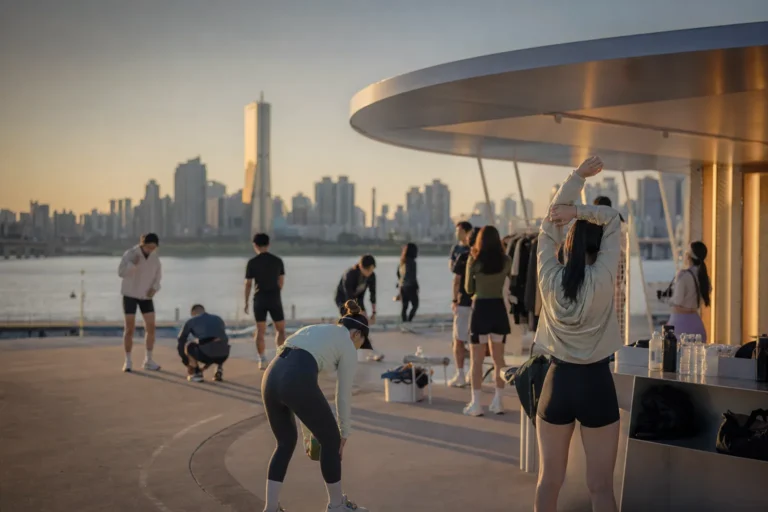 Yeouido Han River Running Hub New Balance pop-up guide Seoul