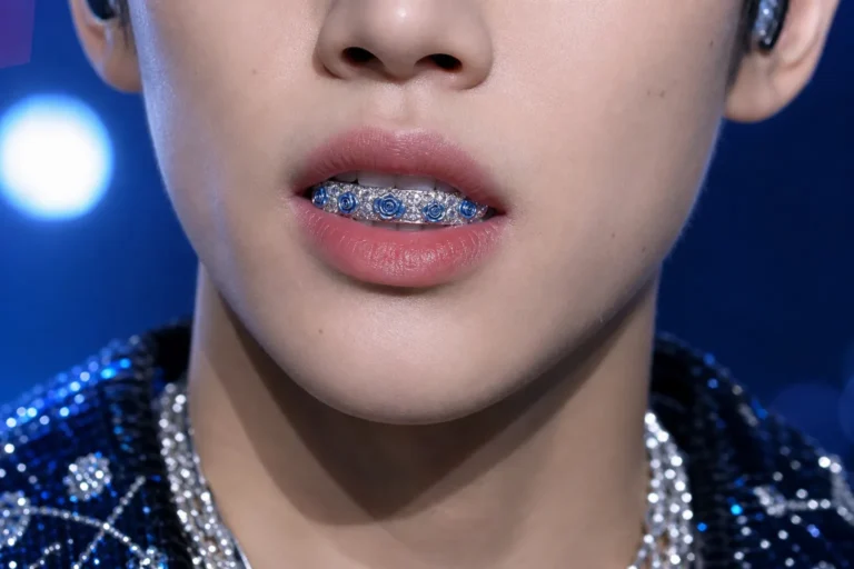 Jennie Blue Rose Grillz Draw Attention After Governors Ball Stage stage concept