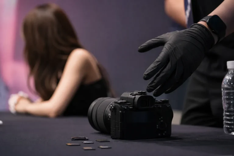 Winter Camera Deletion Claim Puts aespa Fansign Controversy Under Scrutiny stage concept