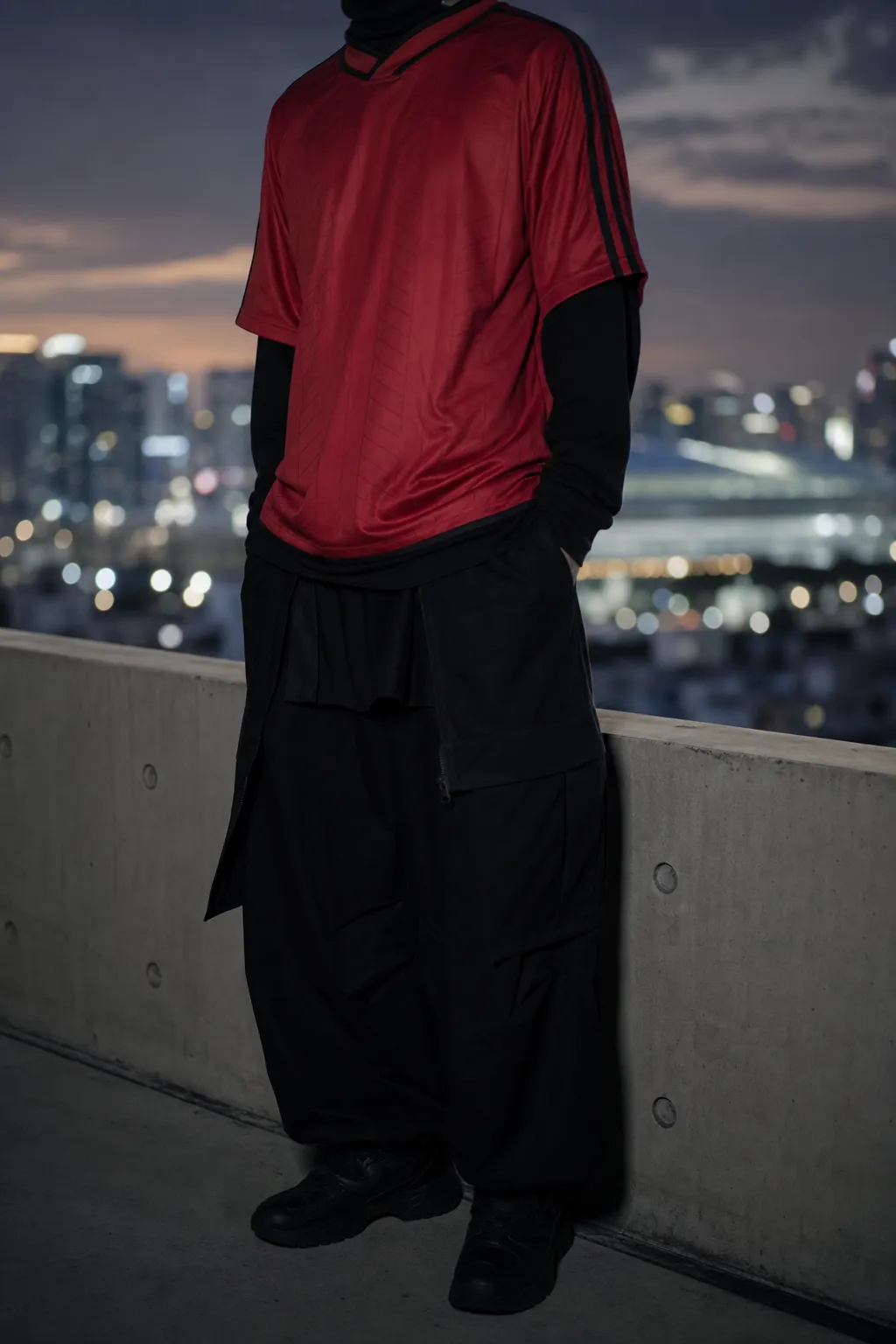 피스마이너스원 나이키 웜업셔츠 Seoul K-culture streetwear trend