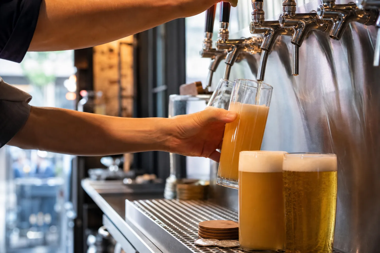 RUF Yeonnam 수제맥주 UF BEER 24 taps Seoul