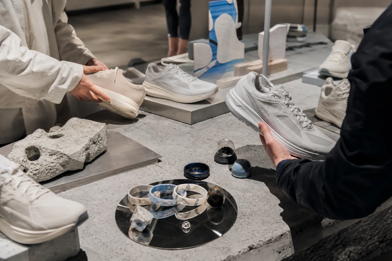 Seongsu New Balance x Kian84 popup products and visitor features concept