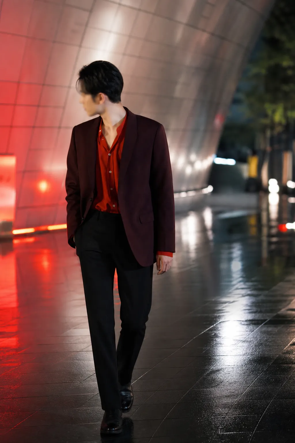 뷔 셀린느 레드룩 Seoul K-culture fashion concept