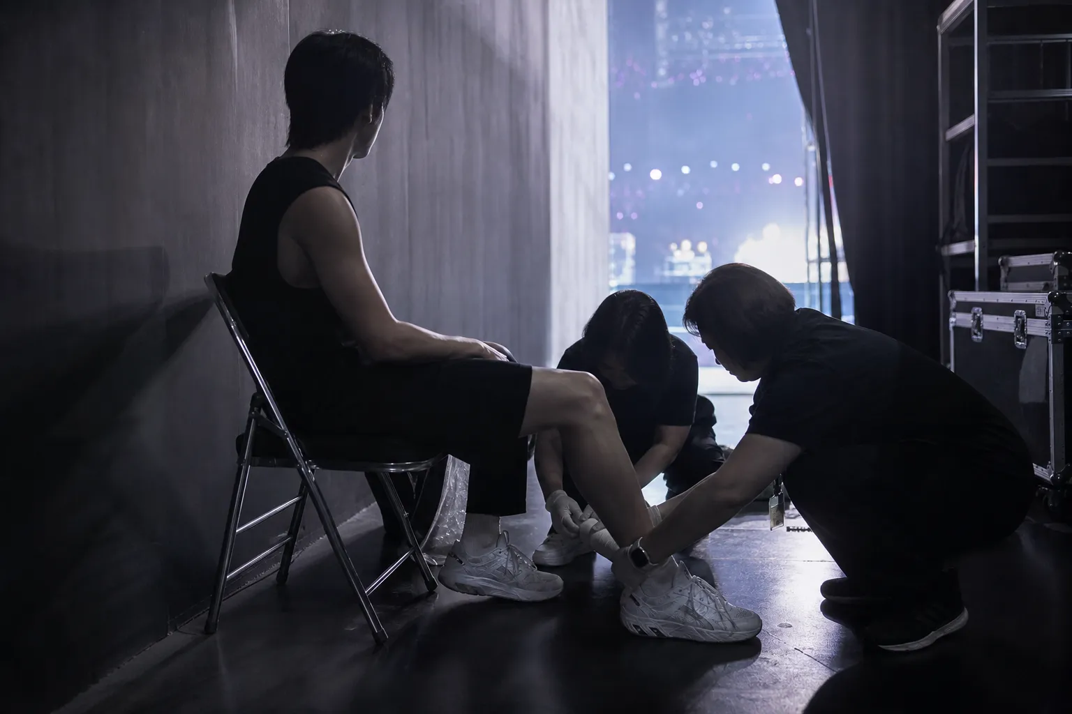 Donghae Hong Kong concert injury ALIVE solo tour concept