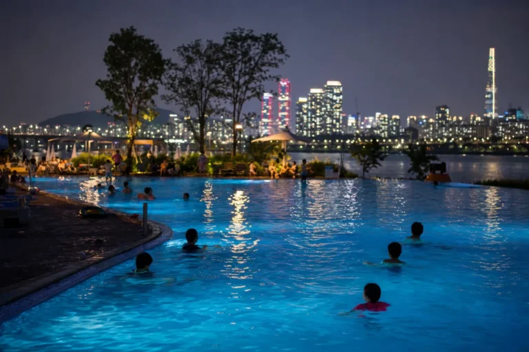 Hangang Night Swimming Pools 2026 Seoul evening guide concept