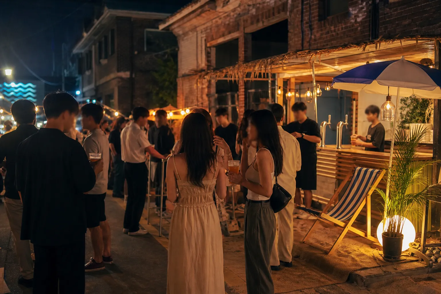 Seongsu Beer Popups: How Cass World Turned Fresh Beer Branding Into an Experience 3 Seongsu beer popup Seoul craft beer trend concept